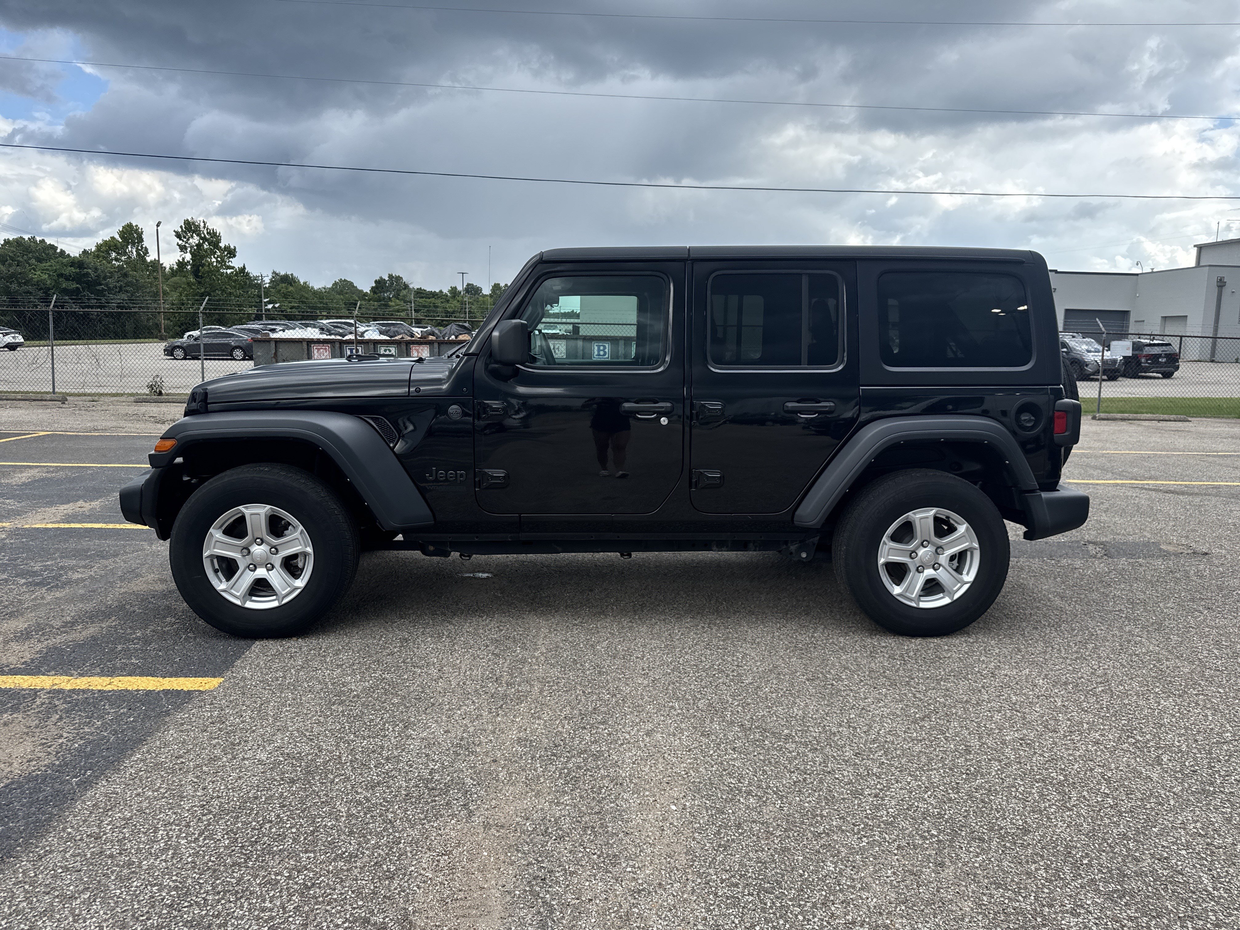 jeep wrangler unlimited 2022 1C4HJXDG7NW196636 image jeep wrangler unlimited 2022 1C4HJXDG7NW196636 image